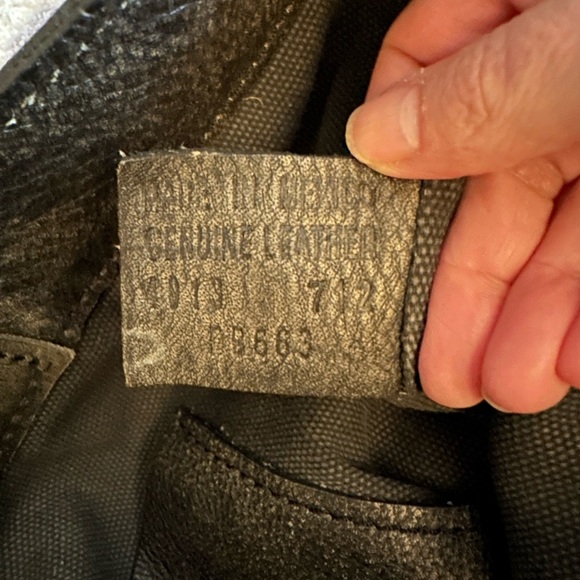 Distressed leather Frye skull tote - Picture 3 of 6